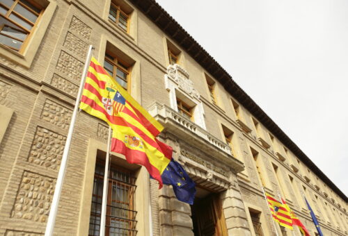 El Gobierno de Aragón reduce un 38% la factura de la luz en los edificios interdepartamentales en los seis primeros meses de 2022