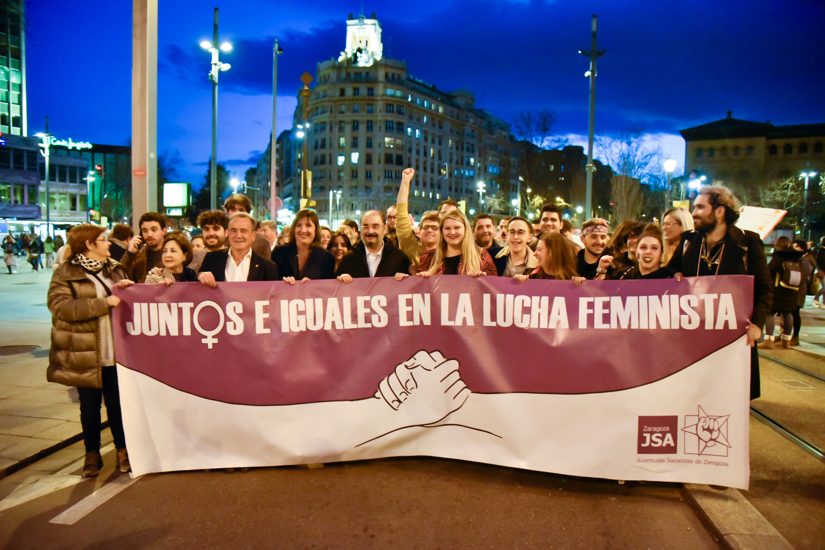 Javier Lambán Nadie puede enarbolar la bandera del feminismo con más autoridad y legitimidad que el PSOE