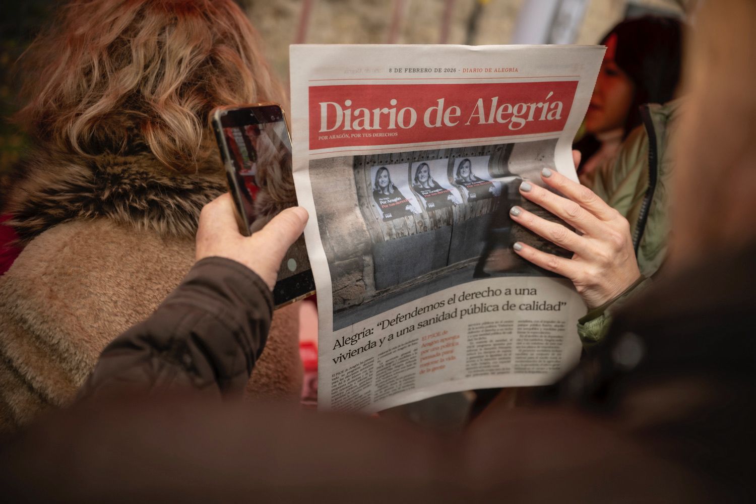El PSOE Aragón presenta el periódico “Diario de Alegría”, un formato innovador para dar a conocer su programa electoral